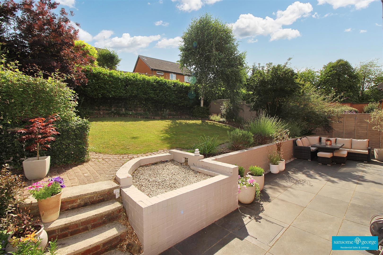 Goodliffe Gardens, Tilehurst, Reading